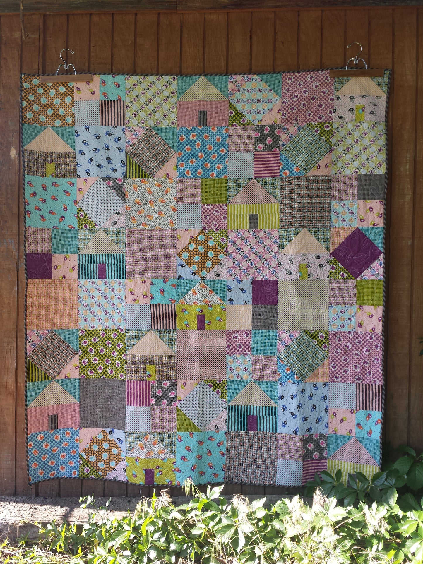 Suburbia a modern quilt PDF pattern